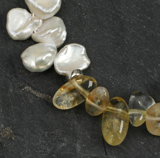 Golden Petal Pearl Bracelet
