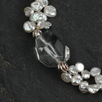 Petal Muse Baroque Pearl Bracelet